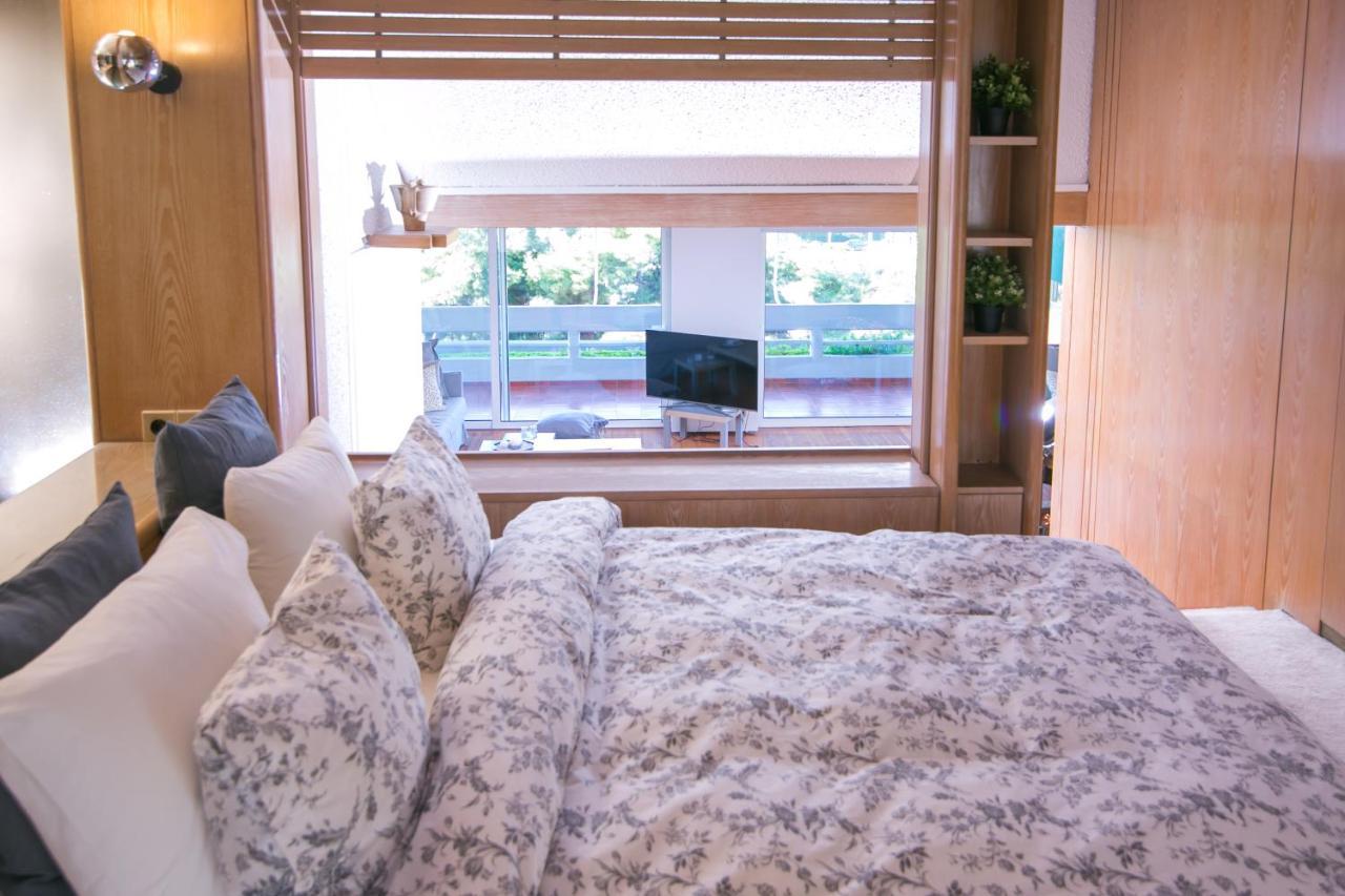 One-Of-A-Kind Athens Riviera Apartment Esterno foto