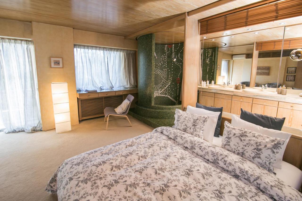 One-Of-A-Kind Athens Riviera Apartment Esterno foto